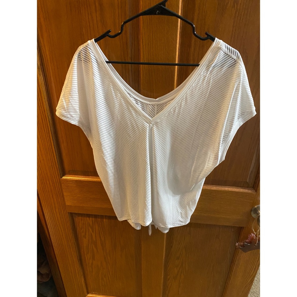 Lululemon top